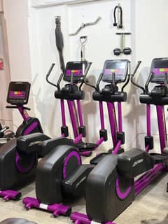 ELLIPTICALS\TREADILLS LIFEFITNESS|USA IMPORT\COMMERCIAL\GYM MACHINES