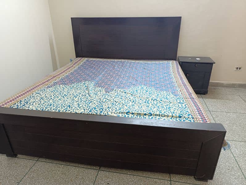 Wooden double bed with Mattress 0