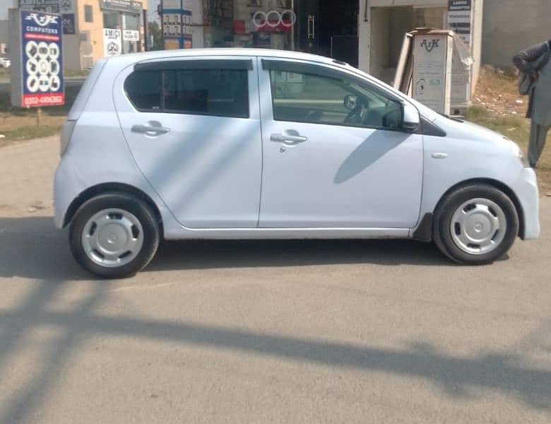 Daihatsu Mira 2014 1