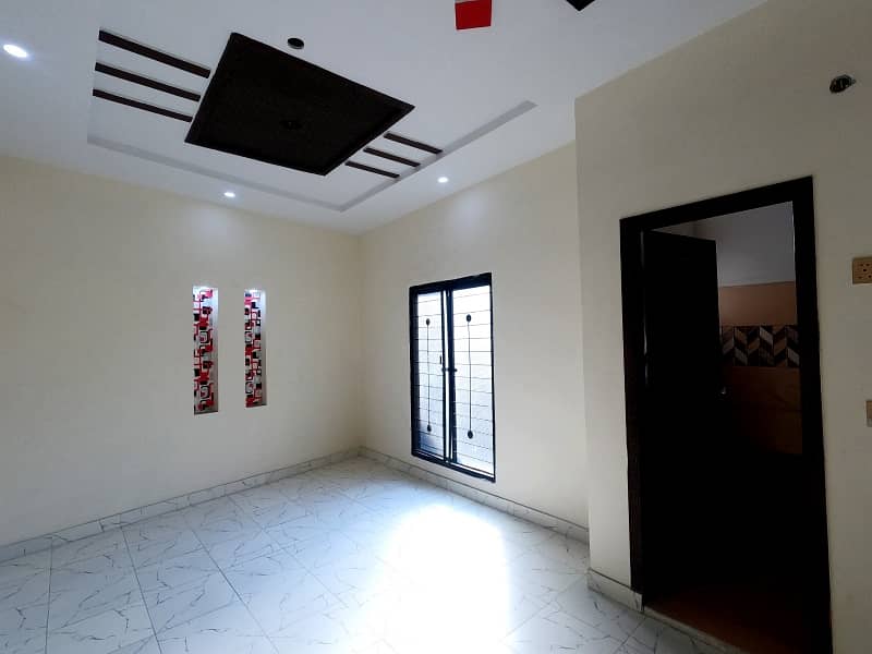 Gorgeous 619 Square Feet House For sale Available In Allama Iqbal Town - Jahanzeb Block 20