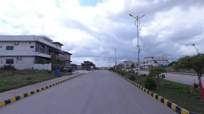 8 Marla Residential Plot Available For Sale in G-16 Islamabad. 10