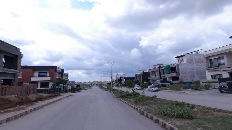 8 Marla Residential Plot Available For Sale in G-16 Islamabad. 11