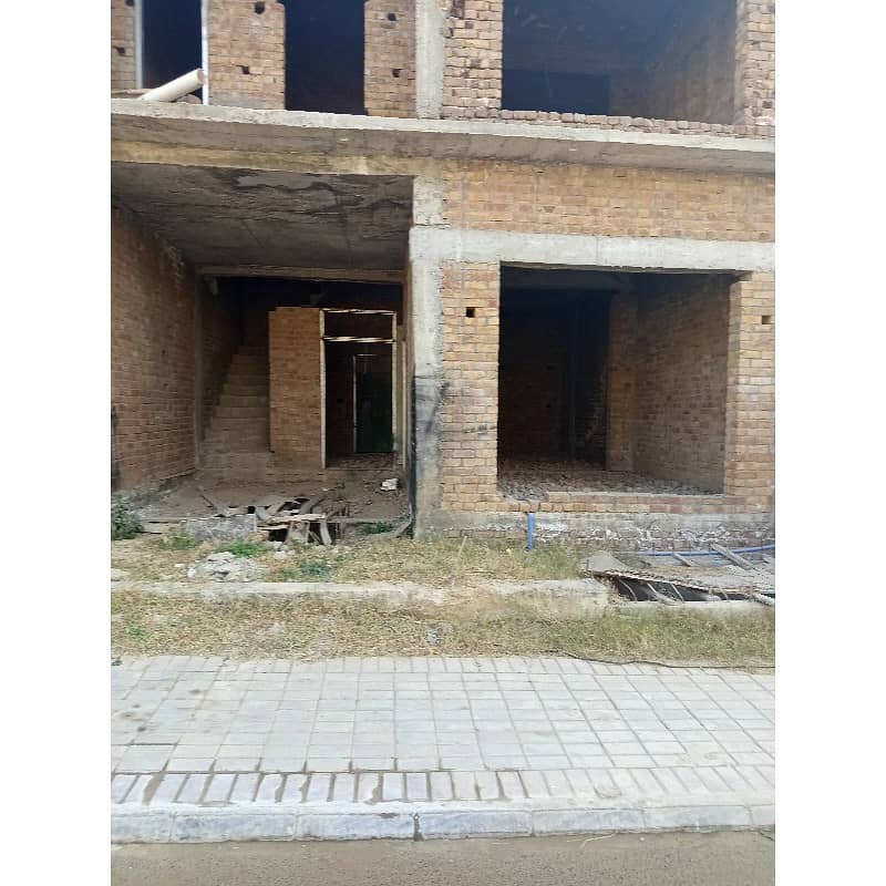 Taj Residencia Prime Location Structure Available For Sale 5