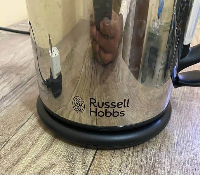 Russell Hobbs Imported Electric Kettle (USED 9/10) 3