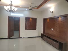 House For Sale in G15 sector Islamabad Size 7 Marla (30*60) Solar installed, Gas Electricity meters available Near to markaz masjid park Best Location More Ten options available Old & New House available