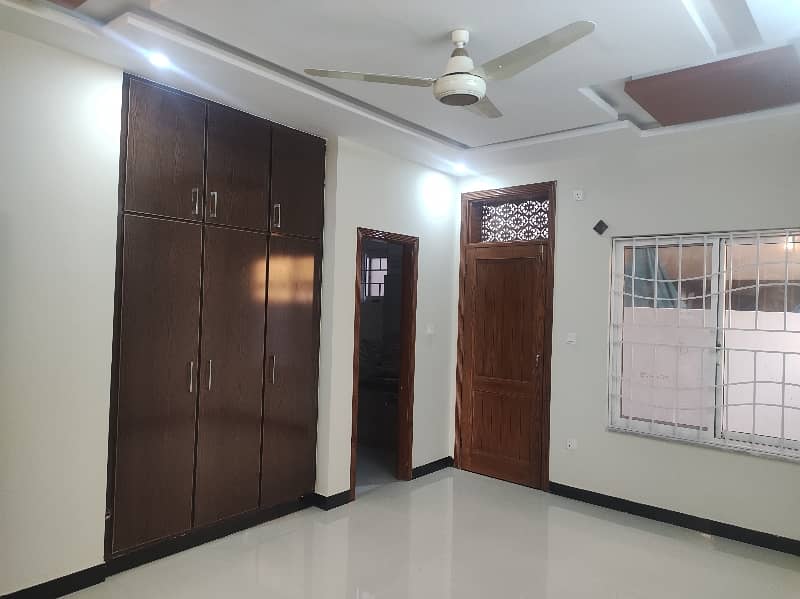 House For Sale in G15 sector Islamabad Size 7 Marla (30*60) Solar installed, Gas Electricity meters available Near to markaz masjid park Best Location More Ten options available Old & New House available 3