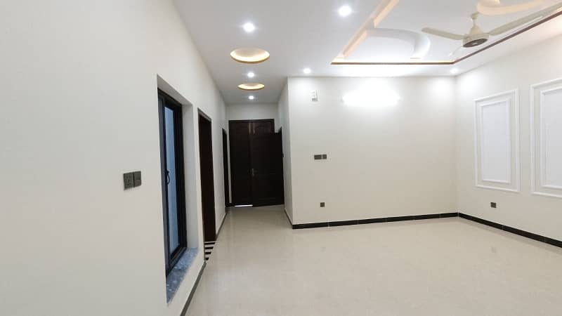 Brand New House For Sale In G15 Size 7 Marla (30*60) Near To Markaz Mini Market Masjid Park Best Location More Ten Options New &Amp; Old House Available 21