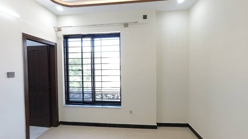 Brand New House For Sale In G15 Size 7 Marla (30*60) Near To Markaz Mini Market Masjid Park Best Location More Ten Options New &Amp; Old House Available 31