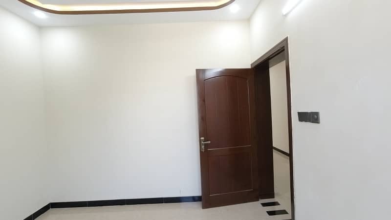 Brand New House For Sale In G15 Size 7 Marla (30*60) Near To Markaz Mini Market Masjid Park Best Location More Ten Options New &Amp; Old House Available 32