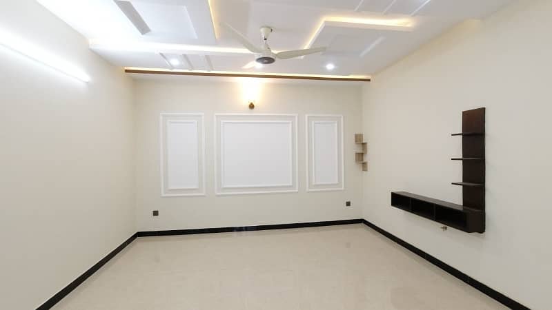 Brand New House For Sale In G15 Size 7 Marla (30*60) Near To Markaz Mini Market Masjid Park Best Location More Ten Options New &Amp; Old House Available 36