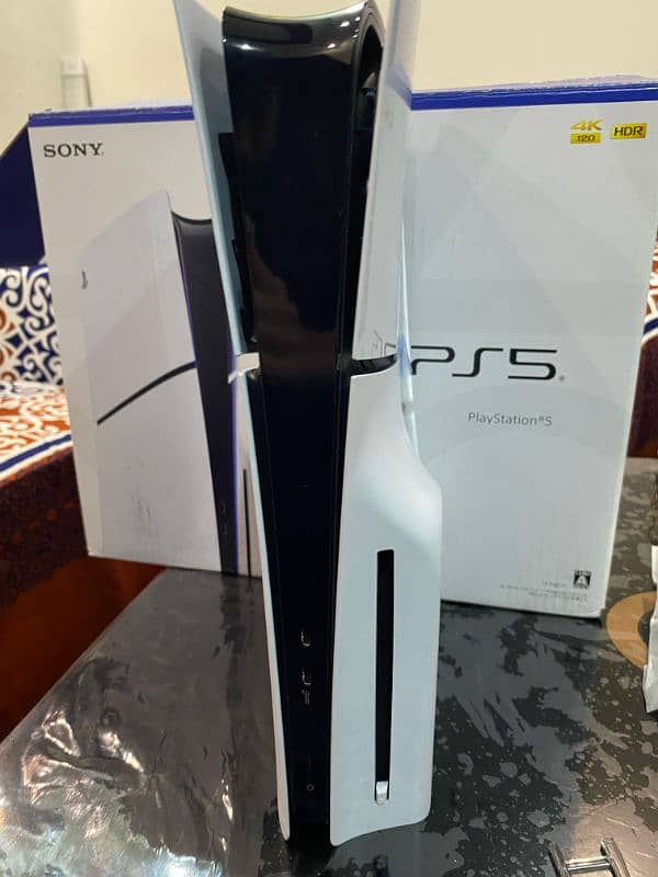 PS5 1TB Japan edition 4