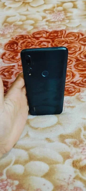 Y9 prime 2019 10/9 condition front camera issue just 15000 0