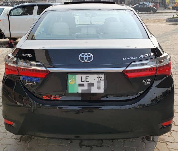 Toyota Corolla Altis 1.8 Grande 2017 5