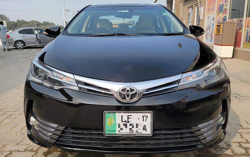 Toyota Corolla Altis 1.8 Grande 2017 11