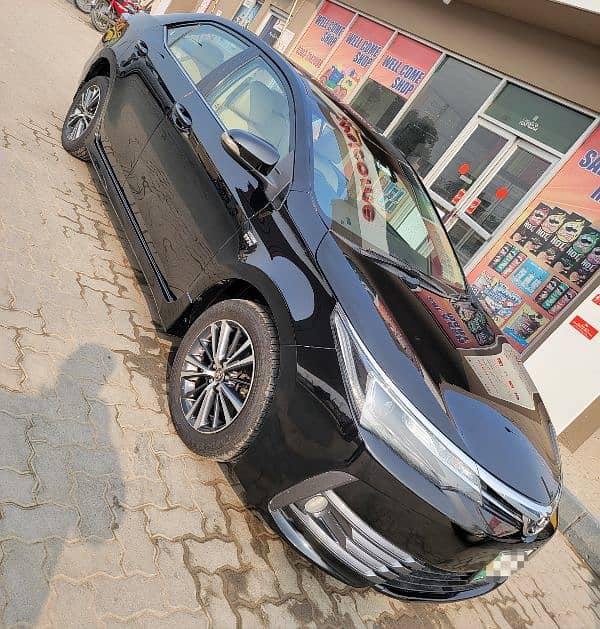 Toyota Corolla Altis 1.8 Grande 2017 12