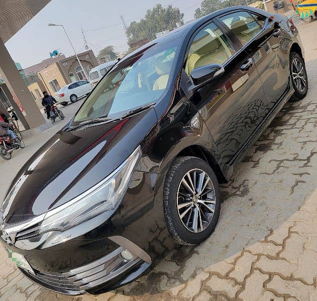 Toyota Corolla Altis 1.8 Grande 2017 13