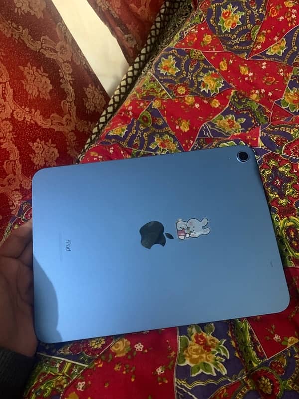 Ipad 10 brand new open box with full box and warranty 0