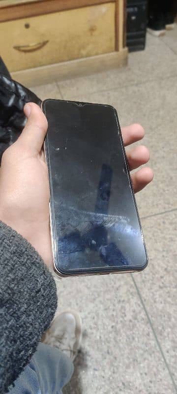 vivo Y17s 1