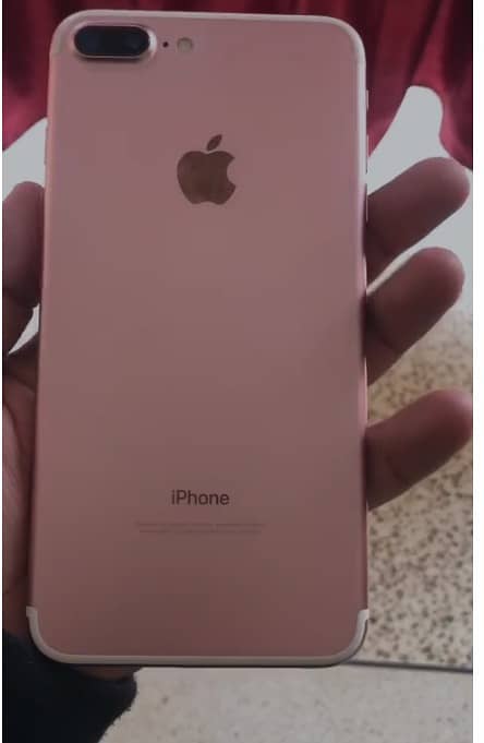 Apple iPhone 7 Plus 1