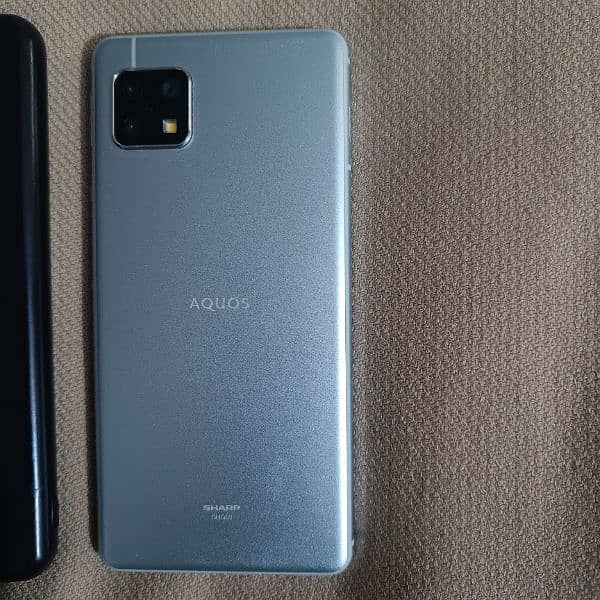 Aqous sense 5g 1