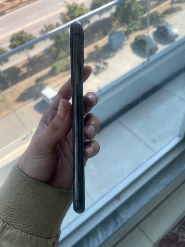 iPhone 11 Pro Max PTA Approved 2