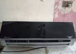 Dawlance 1 ton Inverter Ac heat and cool