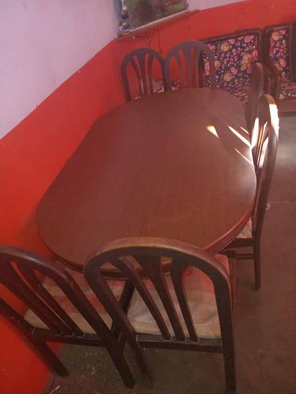 dining table with six chair 2