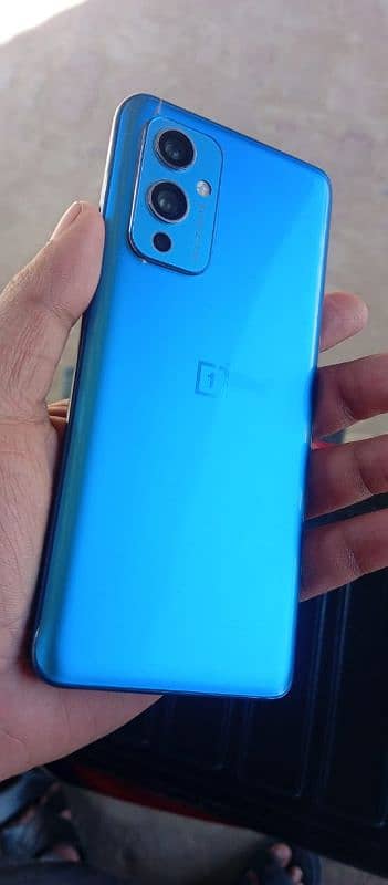 OnePlus 9 3