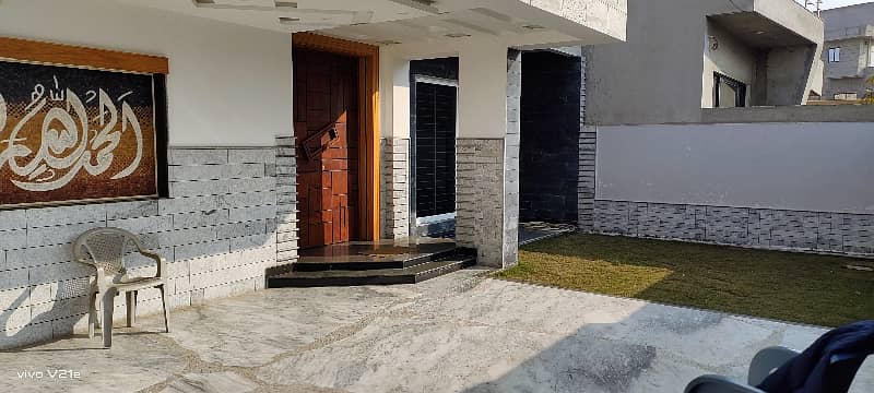 Brand New House, 15 Marla corner , modern design, near to park for sale at prime location of Beacon House society. 2