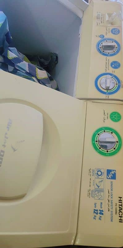 Hitachi watching machine with dryer 2