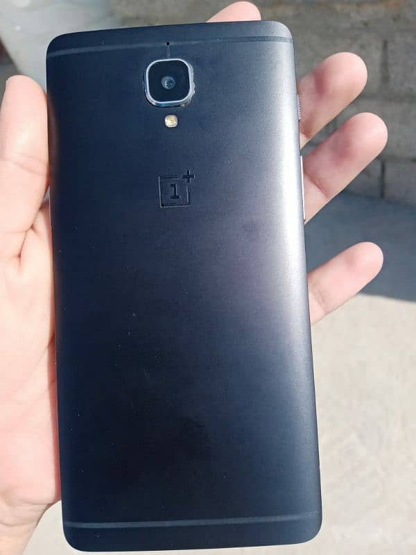 one plus 3t black colour 1