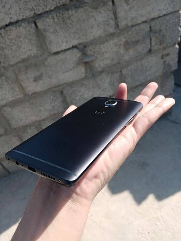 one plus 3t black colour 5