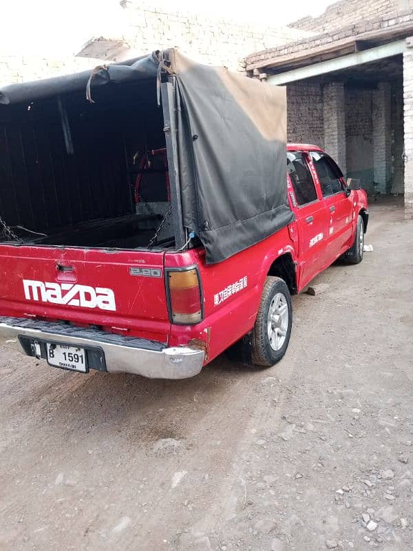 Mazda B2200 7