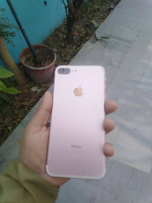 iphone 7plus 32 gb 4