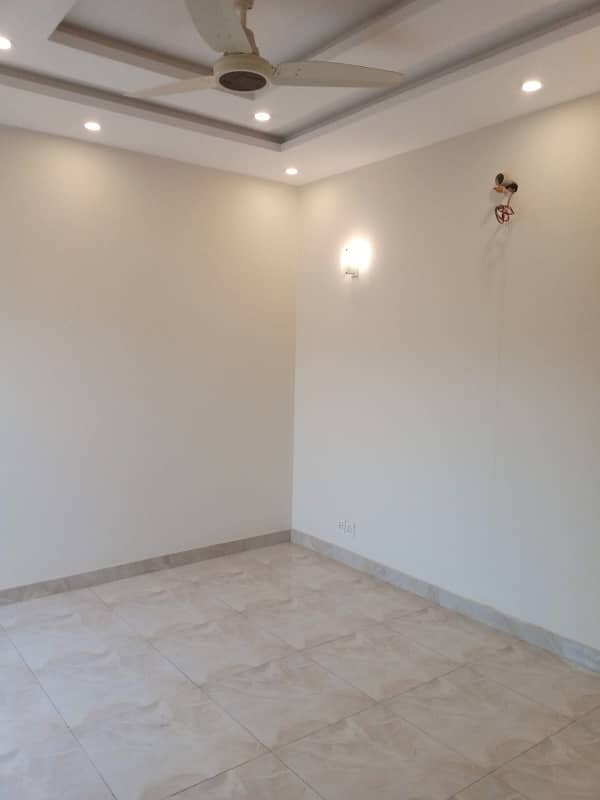 Modern 5 Marla For Sale In Woods Block Paragon City Lahore 4