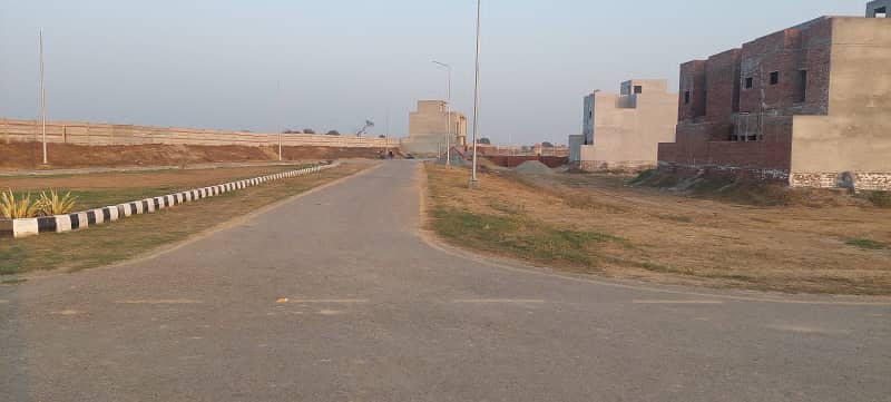 Ready To Buy A Residential Plot 10 Marla In Paragon City -Barki road Lahore 10