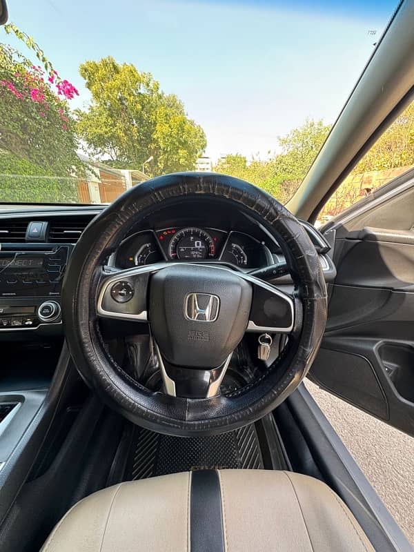 Honda Civic 2017 10