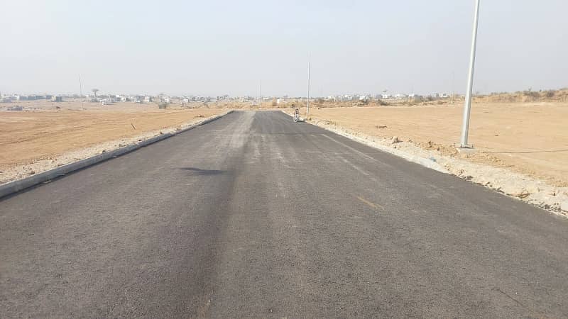 10 Marla Top-Heighted Plot F3 Block, Bahria Town Rawalpindi Phase 8 0