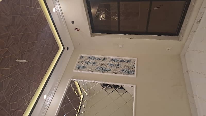 Luxurious House 3.5 Marla For Sale In Alhafeez Garden Phase2 Opposite Sozo Water Park Lahore 6