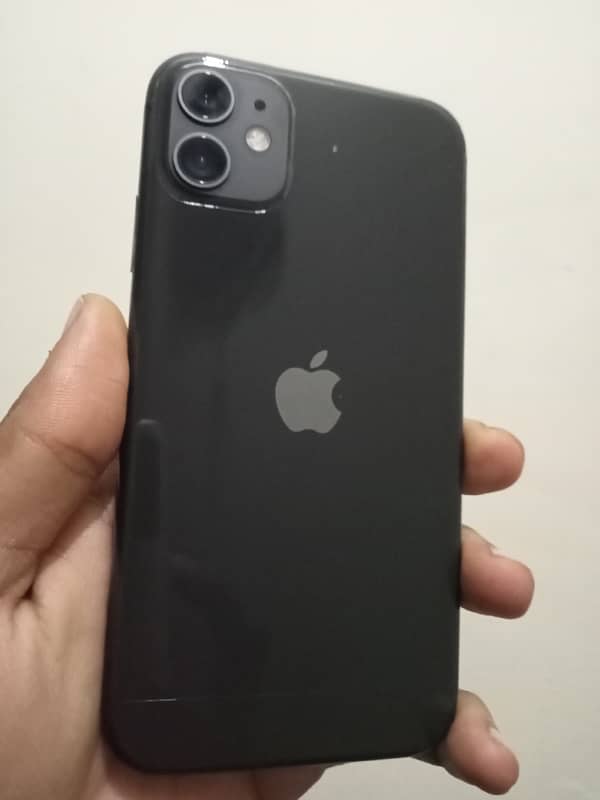 iPhone 11 – 64GB | 10/10 Condition | 88% Battery | Box Available 2