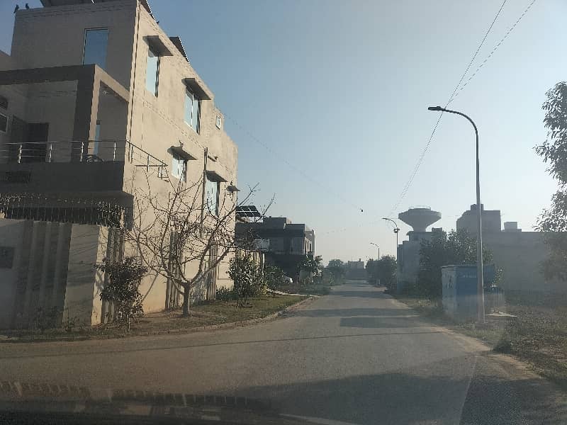 10 Marla Plot For Sale In D Block In PAEC Society Lahore 11