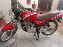 Ravi Piaggio model 2023 bike bilkul ok Han 10 by 10