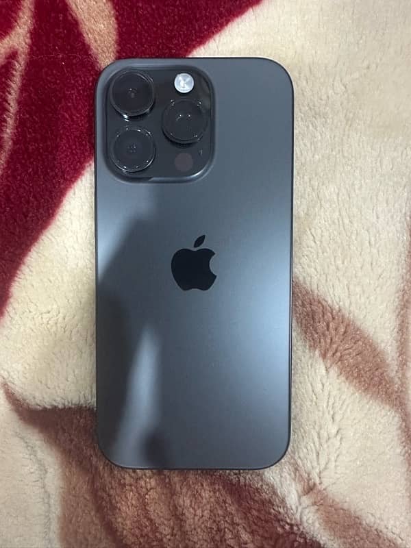 Iphone 16 Pro ( Non PTA ) 2