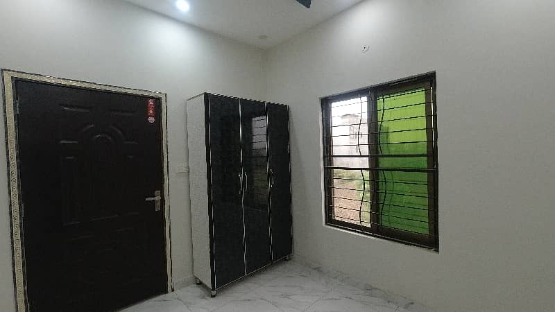 A Centrally Located House Is Available For Sale In Lahore 15