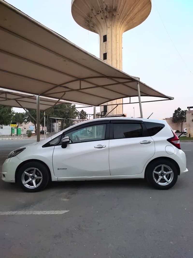 Nissan Note E Power 2018 4