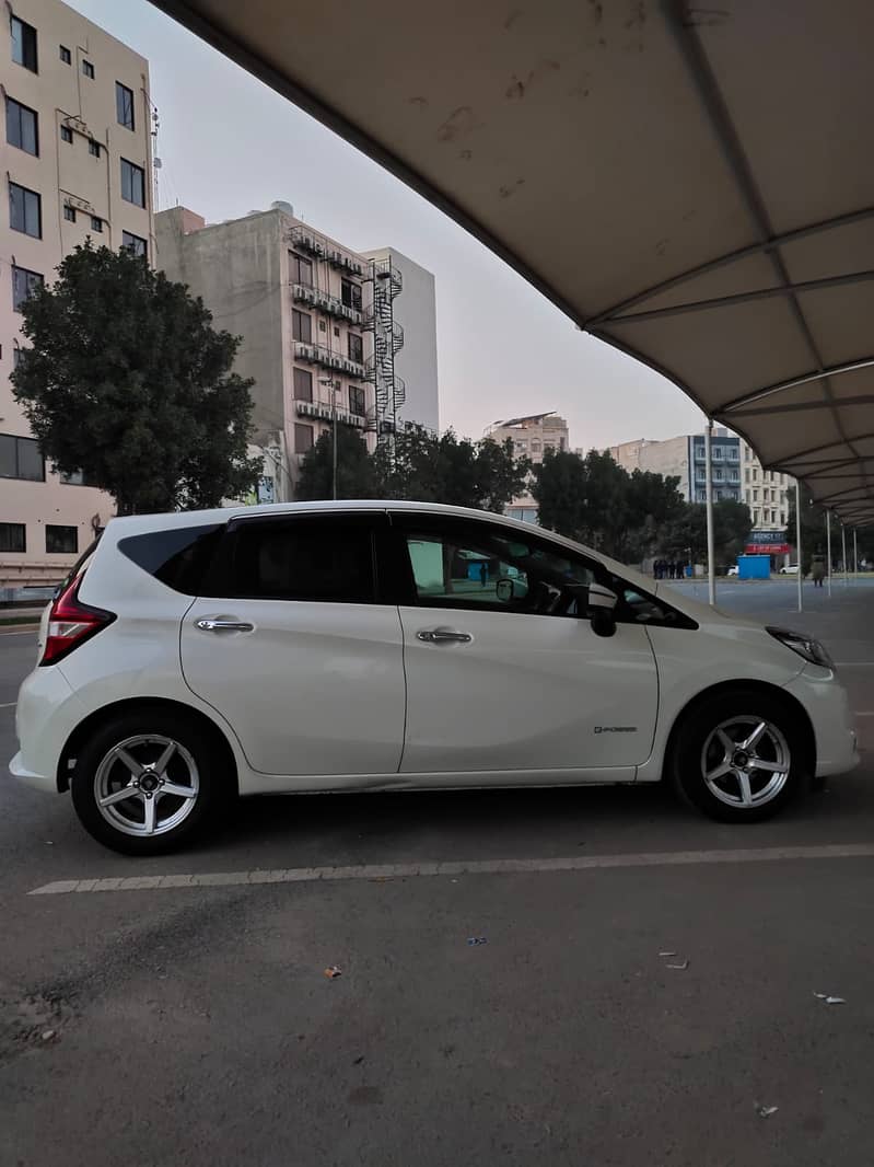 Nissan Note E Power 2018 5