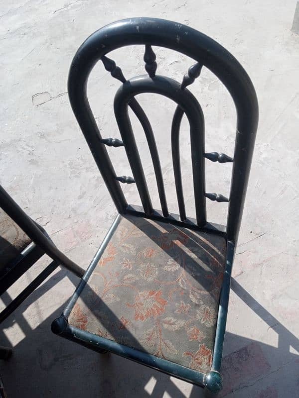 Dining Table with 6 chair used 3