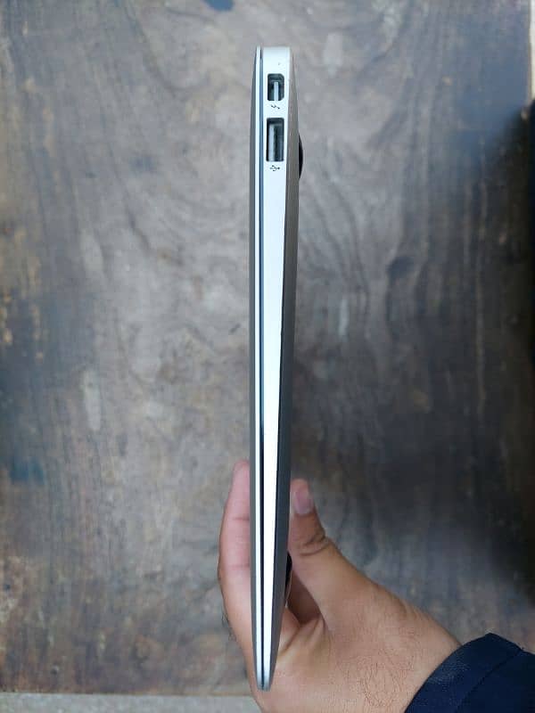 MacBook Air ( 11-inch, Mid 2012) 5