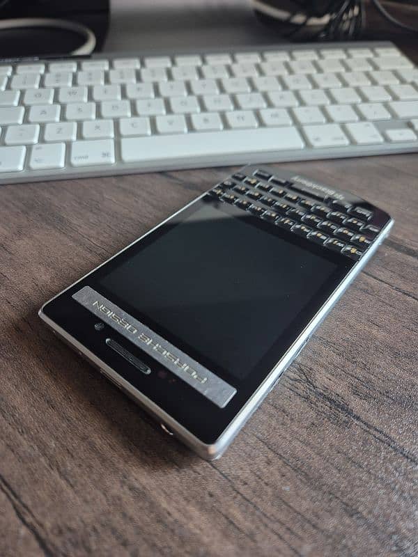 Porsche Design P9983 Blackberry 12