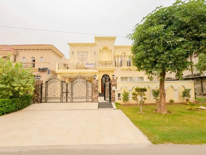 1 Kanal House Is Available For sale 0